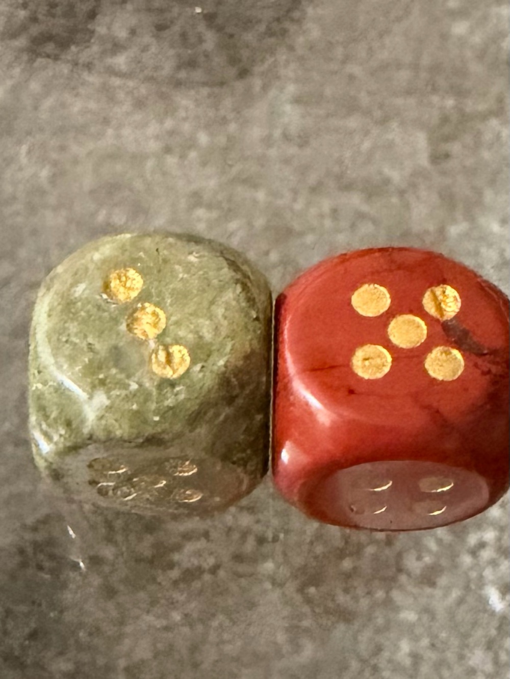 Solid Stone Dice in Red and Green with Gold Inlay - Picture 3 of 7